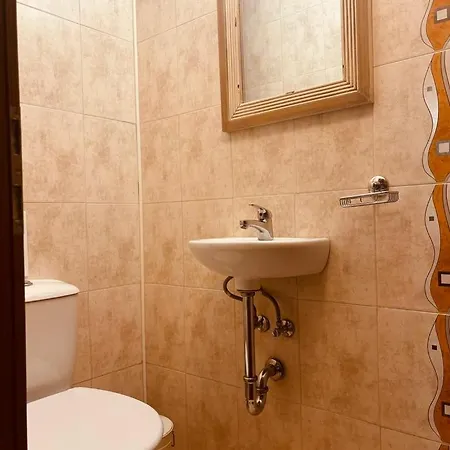 Apartamento Spacious With A Mountain View, Big Balcony And Parking *