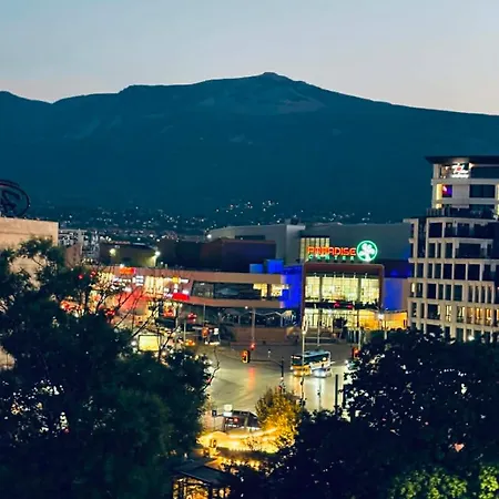 Spacious With A Mountain View, Big Balcony And Parking * София