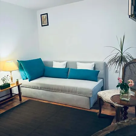 Spacious With A Mountain View, Big Balcony And Parking * София