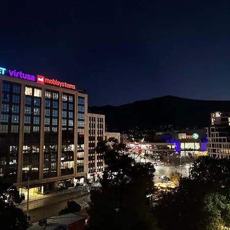 Spacious With A Mountain View, Big Balcony And Parking *